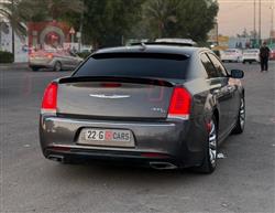 کرایسلەر 300